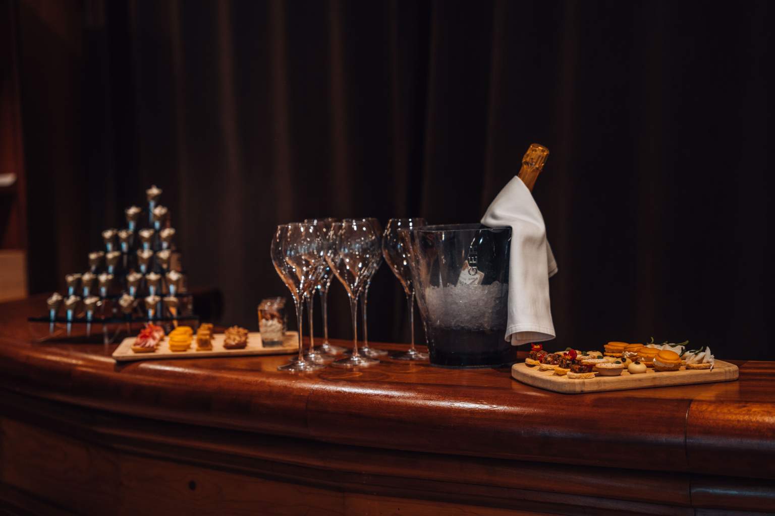 Bar champagne et petits fours